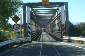 One Lane Bridge met spoorlijn nabij Greymouth